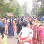 মহালয়ার সকাল – শহরে উপচে পড়া ভিড়, তর্পনের মধ্য দিয়ে পিতৃপুরুষকে স্মরণ