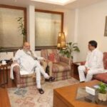 নির্বাচনী প্রচারে যাওয়ার পথে পাটনায় স্বরাষ্ট্র মন্ত্রীর সঙ্গে সাক্ষাৎ মুখ্যমন্ত্রী