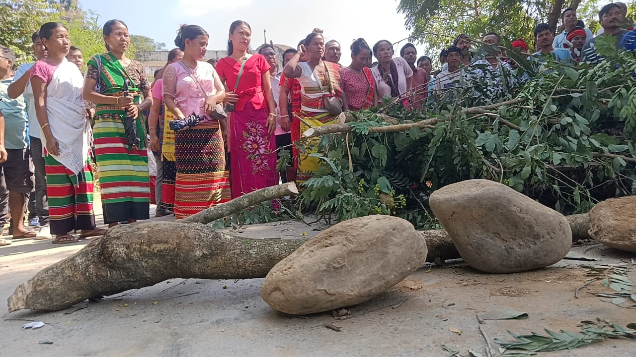 সরকার কোনো প্রতিশ্রুতি পালন করছে না, বাধ্য করছে পুনরায় ১৯৮০ সালের মতো হাতে বন্দুক তুলে নিতে, হুঁশিয়ারী প্রাক্তন বৈরী নেতার
