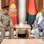 বাংলাদেশ সফরে পাকিস্তানের সেনাকর্তা, বৈঠক করলেন ইউনূসের সঙ্গে