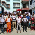 টেট উত্তীর্ণদের সার্টিফিকেট ও নিয়োগের দাবিতে সরব বেকার যুবক-যুবতীরা