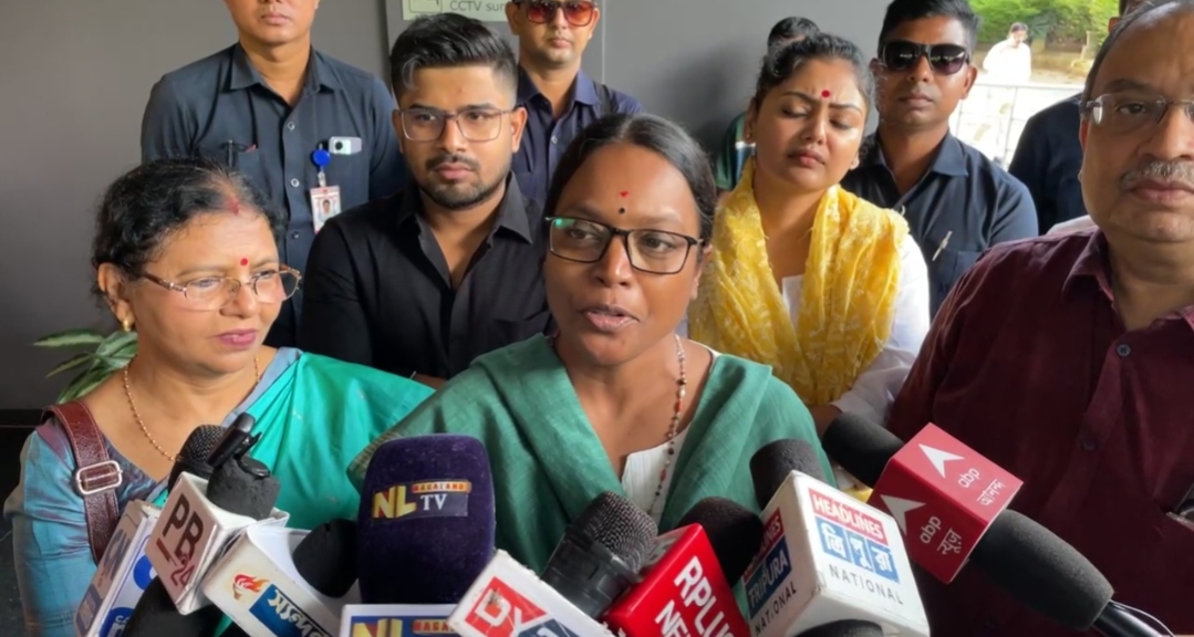 জন্মদিন নিয়ে তর্জা, ভাবাবেগে ভাসলেন বিধায়িকা