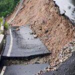 দার্জিলিং ও কালিম্পংয়ে টানা বৃষ্টি ও ভূমিধসে ২০ জনেরও বেশি নিহত, যোগাযোগ ব্যবস্থা বিপর্যস্ত