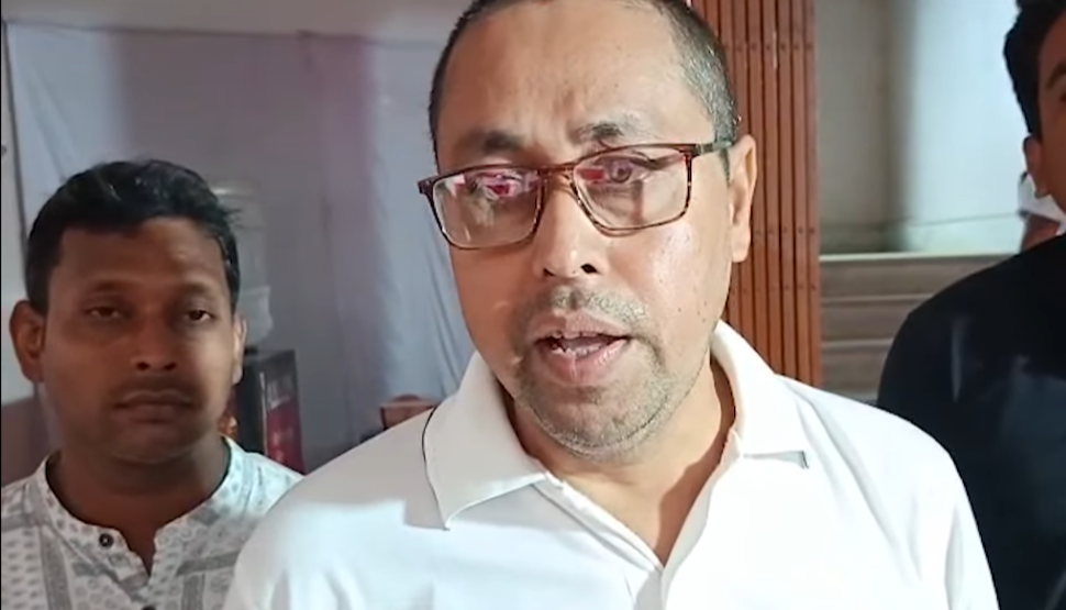 ডিওয়াইএফআই’র ৪৬তম প্রতিষ্ঠা দিবস উপলক্ষে ছাত্র যুব ভবনে বসে আঁকো প্রতিযোগিতা অনুষ্ঠিত