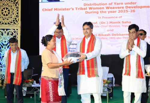 বর্তমান রাজ্য সরকার সময়ের সাথে সামঞ্জস্য রেখে জনজাতিদের উন্নয়নে বিভিন্ন পরিকল্পনা রূপায়ণ করছে : মুখ্যমন্ত্রী