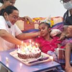 ৮ বছর বয়সী শিশুকন্যা গুরুতর চিকিৎসা সংকট কাটিয়ে সুস্থতার পথে, হাসপাতালেই জন্মদিন পালন
