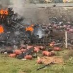 ট্রাক উল্টে এলপিজি সিলিন্ডার বিস্ফোরণ, তামিলনাড়ুতে অগ্নিকাণ্ড