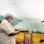 প্রধানমন্ত্রী নরেন্দ্র মোদী গুজরাটের নর্মদা নদীর তীরে ‘জনজাতীয় গৌরব দিবস’ অনুষ্ঠানে ভাষণ দিলেন