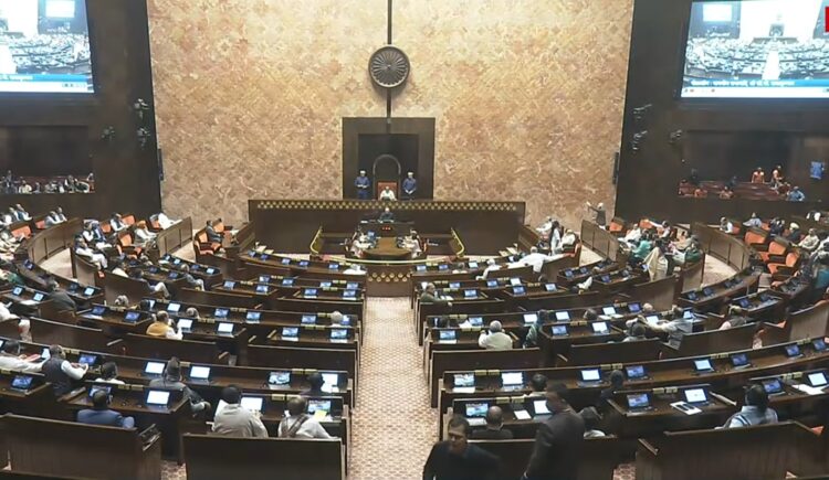 ইন্ডিগো ফ্লাইট বাতিল নিয়ে সংসদে তোলপাড়; সরকার প্রতিশ্রুতি দিয়েছে পদক্ষেপ নেওয়ার