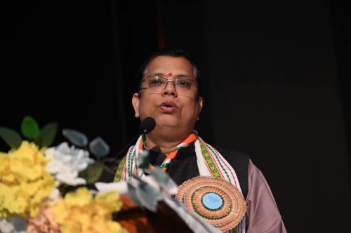 নাবালকসহ প্রায় ৩০ জন শ্রমিককে কাজ দেবার নামে বহিঃরাজ্যে নিয়ে গিয়ে পাশবিক নির্যাতনের অভিযোগ, হস্তক্ষেপ করলেন মন্ত্রী টিংকু রায়