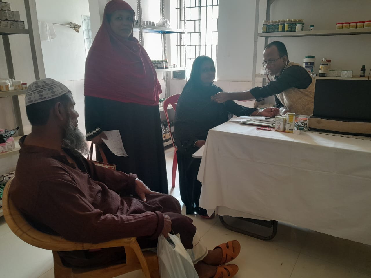 বক্সনগর হাসপাতালে আয়ুর্বেদ চিকিৎসার উপর অধিকতর গুরুত্ব দেওয়ার দাবি সাধারণ মানুষের