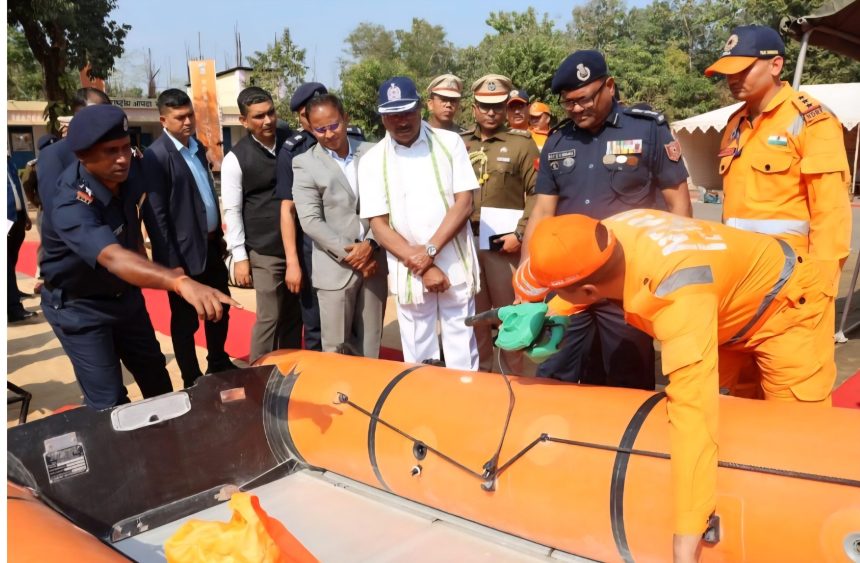এনডিআরএফ-এর প্রথম ব্যাটেলিয়ন কার্যালয় পরিদর্শনে রাজ্যপাল