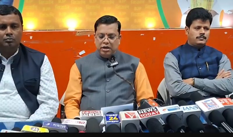 জনগণের কল্যাণকারী, সময়োপযোগী, বিকশিত ভারতের স্বপ্নকে বাস্তবায়নের জন্য এক যুগান্তকারী সিদ্ধান্ত এই  শ্রমকোড: মন্ত্রী টিংকু রায়