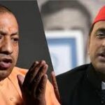 যোগী আদিত্যনাথের ‘দো নমুনে’ তোপ, আখিলেশ যাদব পাল্টা জবাব দিলেন