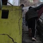 শিমলায় বাড়িতে ফাটল, আতঙ্কে বহু পরিবার রাস্তায় আশ্রয় নিয়েছে