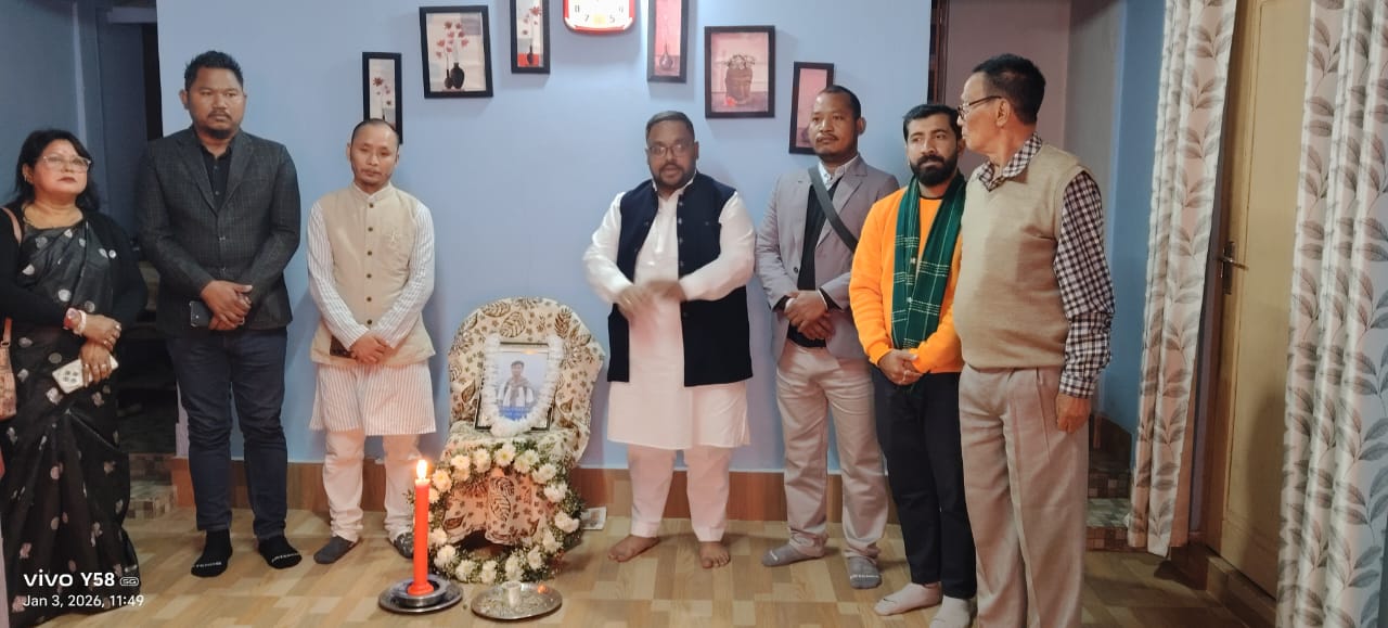 এঞ্জেল চাকমার বাড়িতে নর্থ ইস্ট যুব কংগ্রেসের প্রতিনিধি দল, ভিডিও কলে খোঁজ নিলেন সর্বভারতীয় যুব কংগ্রেস সভাপতি উদয় ভানু চিব