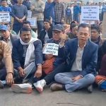 বিশ্রামগঞ্জে নগর পঞ্চায়েত গঠনের বিরোধিতায় জাতীয় সড়ক অবরোধ সিভিল সোসাইটির, বন্ধ যানচলাচল, জেলাশাসকের দাবি কোনো এডিসি ভূমি অন্তর্ভুক্ত হয়নি, সমস্যা সমাধানে একটি যৌথ সীমা চিহ্নিতকরণ দল গঠন