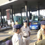 ১ এপ্রিল থেকে জাতীয় সড়কের টোল প্লাজায় নগদ লেনদেন বন্ধের সম্ভাবনা