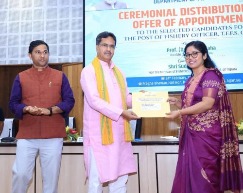 ভালো কিছু করার লক্ষ্য নিয়ে আধিকারিকগণ দপ্তরগুলিতে কাজ করলে নতুন ত্রিপুরা গড়া অসম্ভব নয়: মুখ্যমন্ত্রী