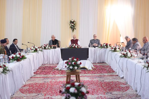 জম্মু ও কাশ্মীরের উন্নয়ন প্রকল্পের অগ্রগতি পর্যালোচনায় জম্মুতে বৈঠকে স্বরাষ্ট্রমন্ত্রী অমিত শাহ