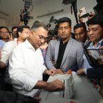 গুলশানে ভোট দিলেন বিএনপি চেয়ারম্যান তারেক রহমান