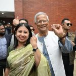 গুলশানে ভোট দিলেন প্রধান উপদেষ্টা অধ্যাপক মুহাম্মদ ইউনূস