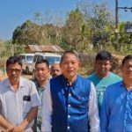 সোনাইছড়ি পূর্ব সাব্রুম রোড থেকে থাইচরণ পাড়া পর্যন্ত বেহাল রাস্তার সংস্কার শীঘ্রই, পরিদর্শনে বিধায়ক মাইলাফ্রু মগ