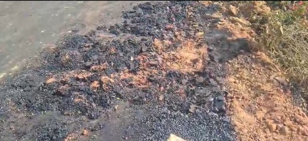 মাছলি এলাকায় রাস্তা নির্মাণে নিম্নমানের&hellip;