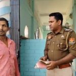 সততার উজ্জ্বল দৃষ্টান্ত টাকাভর্তি মানিব্যাগ উদ্ধার করে থানায় জমা দিলেন অটোচালক