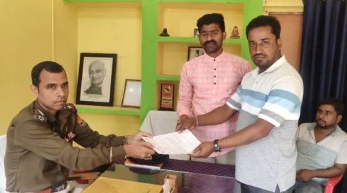 নেশা, সন্ত্রাস সহ বোর্ড পরীক্ষার সময় শব্দদূষণ বন্ধে মধুপুর থানায় ডেপুটেশন বাম যুবাদের