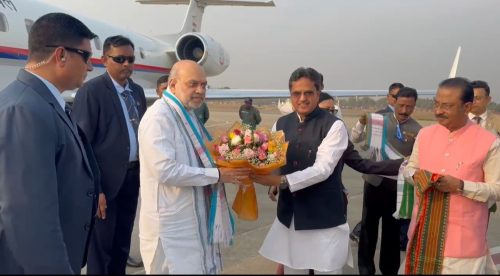 রাজ্যে পৌঁছালেন কেন্দ্রীয় স্বরাষ্ট্রমন্ত্রী অমিত শাহ, রাজভাষা সম্মেলনে যোগ