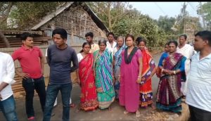 লঙ্কামুড়া ঘোষপাড়ায় দুই গোষ্ঠীর সংঘর্ষ, অভিযোগ পাল্টা অভিযোগ ঘিরে উত্তপ্ত এলাকা