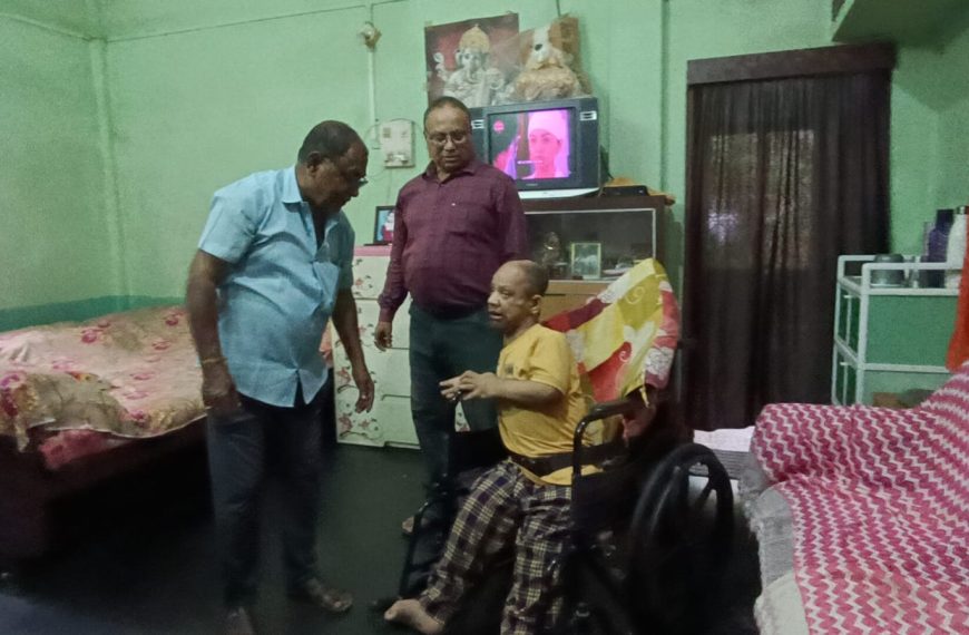 ৫৬-ধর্মনগর উপনির্বাচন: শুরু হলো বিশেষভাবে সক্ষম ও ৮৫ ঊর্ধ্ব ভোটারদের ‘ভোট ফ্রম হোম’ প্রক্রিয়া