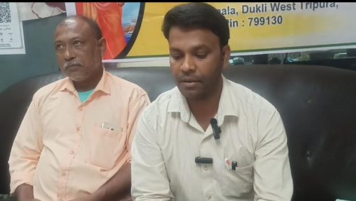 কাঞ্চনমালার বিবেক আলোক শিশু তীর্থ প্রাইমারি স্কুলকে ঘিরে বিতর্ক, সাংবাদিক সম্মেলনে স্কুল কর্তৃপক্ষের অবস্থান স্পষ্ট