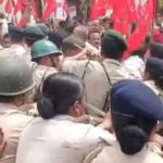 বিধানসভা অভিযান ঘিরে উত্তেজনা: পুলিশের সঙ্গে বাম সংগঠনের ধস্তাধস্তি, উত্তর গেটে মিছিল আটকালো পুলিশ