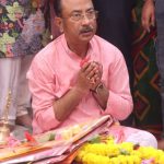 মহানবমীতে দুর্গাবাড়িতে ধর্মীয় আবহে বাসন্তী পূজা, ভক্তদের ঢল