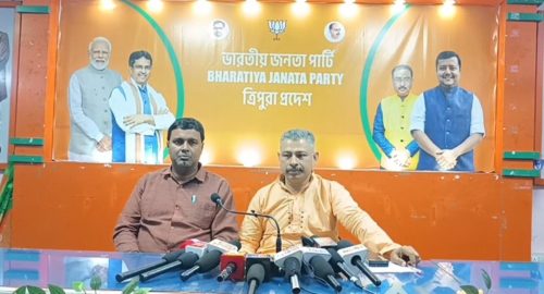 আট বছরে বিজেপি সরকারের সাফল্য তুলে ধরলেন প্রদেশ বিজেপি মুখপাত্র নবেন্দু ভট্টাচার্য