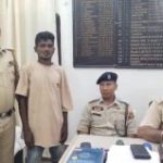 লঙ্কামুড়া সীমান্তে বেআইনি অনুপ্রবেশের সময় ধৃত বাংলাদেশি নাগরিক