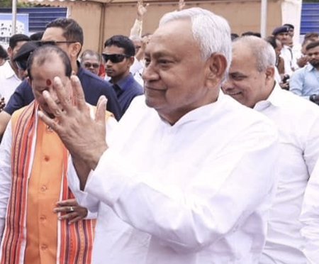 রাজ্যসভায় শপথ নিচ্ছেন নীতীশ কুমার, বিহারে নেতৃত্ব পরিবর্তনের ইঙ্গিত স্পষ্ট