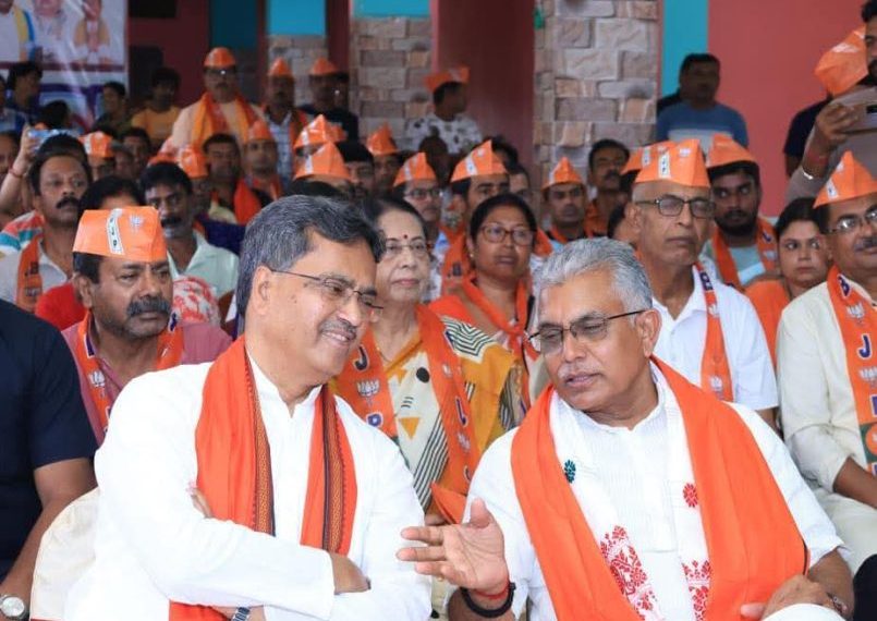 পশ্চিমবঙ্গে ‘মন কি বাত’ শ্রবণ করলেন মুখ্যমন্ত্রী মানিক সাহা, উত্তর-পূর্বের বাঁশ শিল্পে প্রধানমন্ত্রীর গুরুত্বারোপ