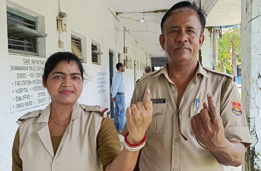 ধর্মনগরে উপনির্বাচন ঘিরে ভোটকর্মীদের ভোটগ্রহণ শুরু