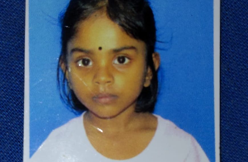 স্টেশন থেকে রহস্যজনকভাবে উধাও মা-মেয়ে, চরম উদ্বেগে পরিবার 