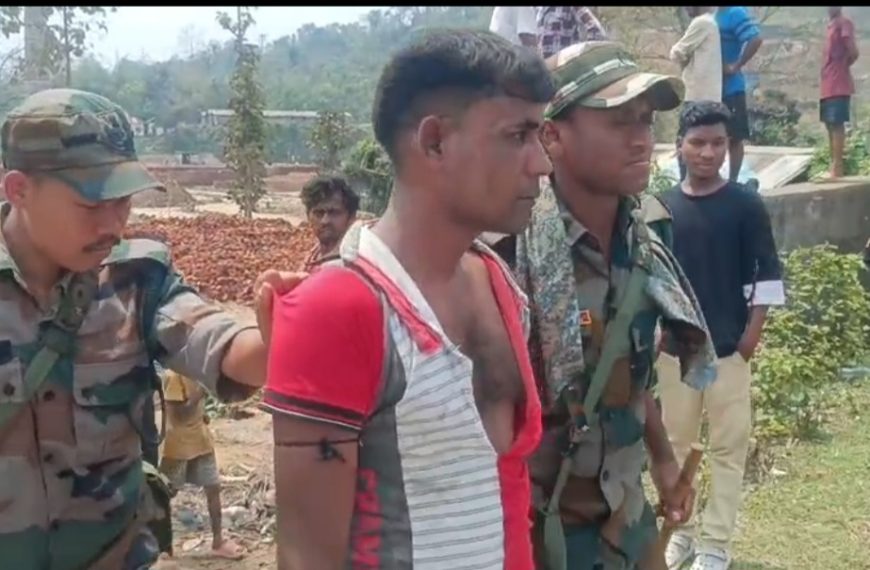 নয় বছরের শিশু কন্যাকে বাড়ি থেকে তুলে নিয়ে গিয়ে ধর্ষণের অভিযোগে গ্রেপ্তার এক