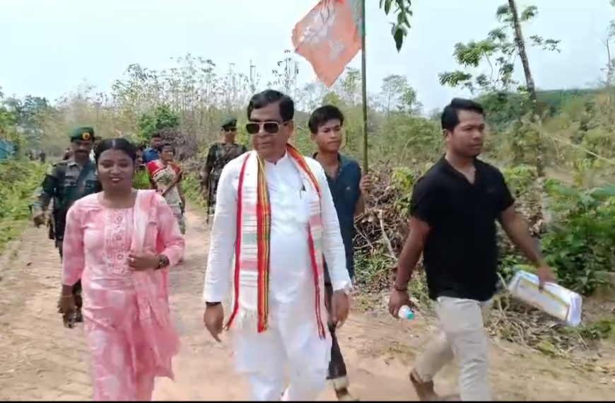 এডিসি নির্বাচন ঘিরে রাজনৈতিক উত্তাপ তুঙ্গে, জিরানিয়ায় দলবদল, প্রচারে মেয়র