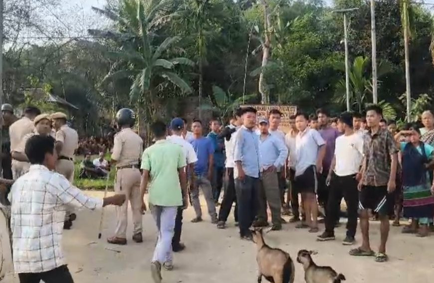 কল্যাণপুরে ভোটের শেষ লগ্নে রণক্ষেত্র, গুলির অভিযোগে তোলপাড় মহারানী এলাকা