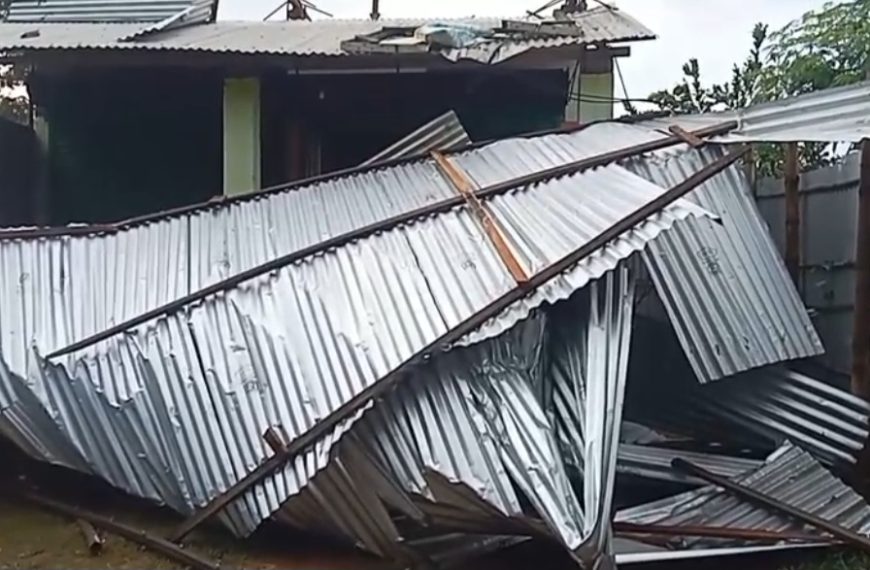 কালবৈশাখী ঝড় ও ভারী বৃষ্টিতে ত্রিপুরাজুড়ে ব্যাপক ক্ষয়ক্ষতি, ২ হাজারের বেশি বাড়িঘর ক্ষতিগ্রস্ত