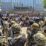 নয়ডা অশান্তির পর ন্যূনতম মজুরি বাড়াল উত্তরপ্রদেশ, ৩০০ জন গ্রেফতার: পুলিশ