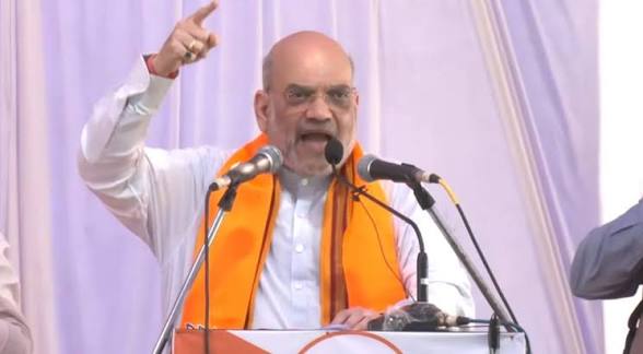 খাড়গের ‘বিষধর সাপ’ মন্তব্যে পাল্টা আক্রমণ শাহের, ভোটে জবাব দেবে জনতা: অমিত শাহ