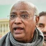 খাড়গে ‘সন্ত্রাসী’ ও ‘সন্ত্রাসের বিরুদ্ধে কঠোরতা’র পার্থক্য বোঝেন না: উপরাষ্ট্রপতি রাধাকৃষ্ণন