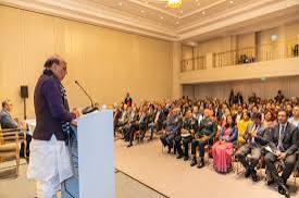 জার্মানিতে ভারতীয় প্রবাসীদের সঙ্গে বৈঠকে রাজনাথ, তুলে ধরলেন ভারতের দ্রুত অর্থনৈতিক অগ্রগতি